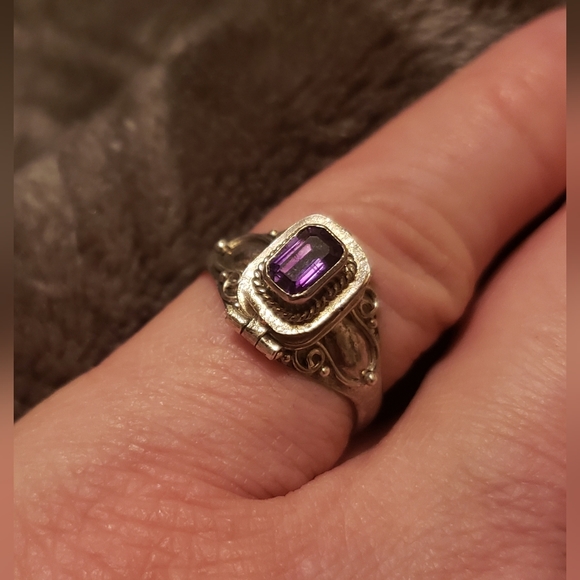 Amethyst Poison Box Ring - Picture 2 of 13